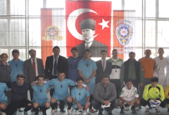 10 Nisan Polis Haftası Futbol Turnuvası İle Başladı