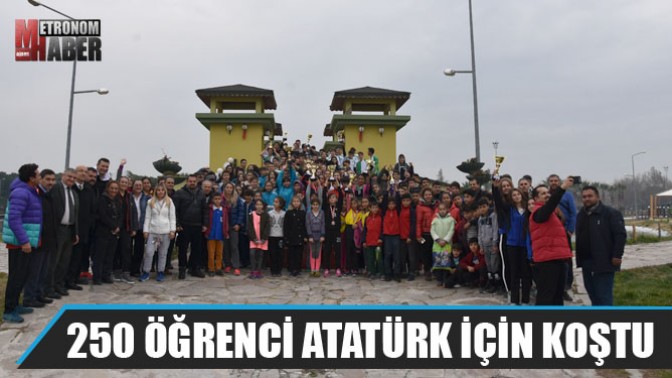 250 Öğrenci Atatürk İçin Koştu