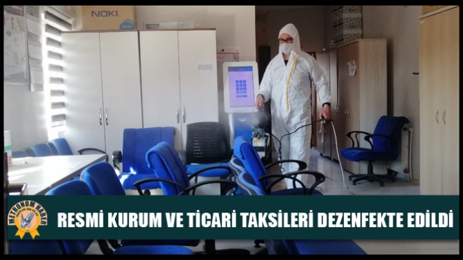 Akhisar Belediyesi resmi kurum ve ticari taksileri dezenfekte edildi