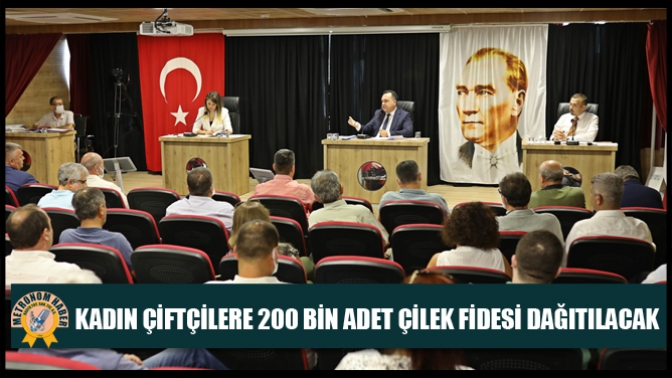 Akhisar’da Kadın Çiftçilere 200 Bin Adet Çilek Fidesi Dağıtılacak