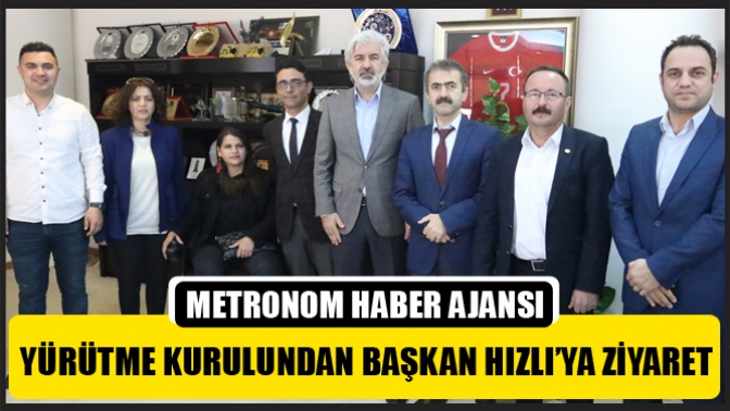 Akhisar Kent Konseyi Yürütme Kurulundan Başkan Hızlı’ya ziyaret