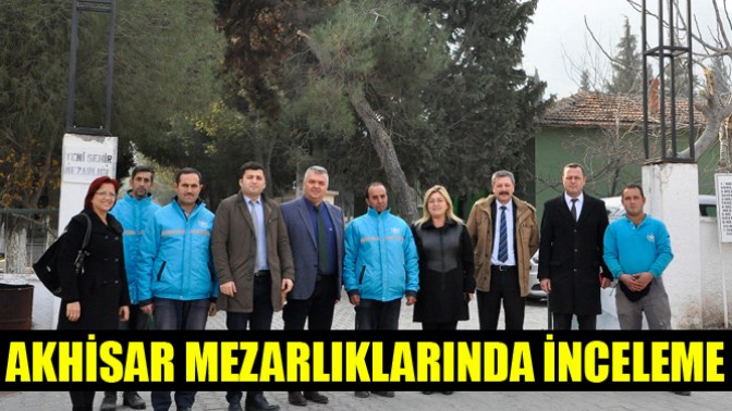 Akhisar Mezarlıklarında İnceleme