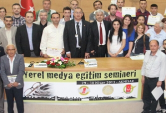 Akhisar Yerel Medya Semineri Sona Erdi