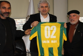 Akhisar'da Doğu-Batı Kaynaşması Sağlandı