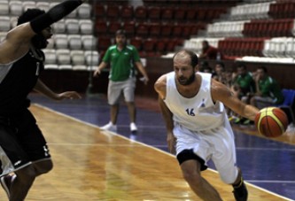 Akhisarlı Devler, Hazırlık Maçında İzmir Büyükşehir’i Farklı Yendi