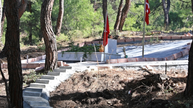 Akhisarlı Şehidin kabrine giden yol düzenlendi