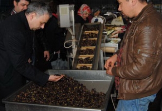 Bakırlıoğlu Zeytin Borsasını Gezdi