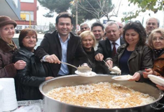 Gürel’den CHP İlçe lokalinde Pilav Ayran Hayırı