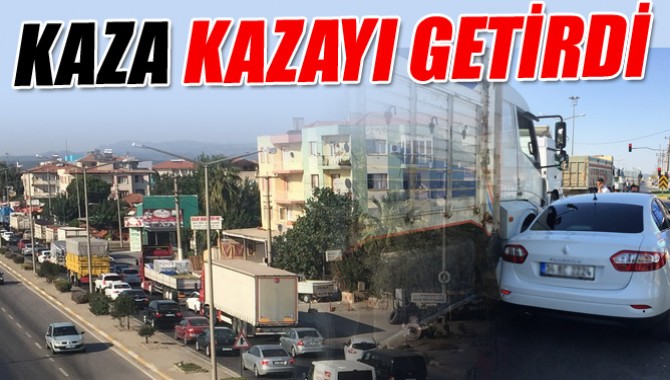 Kaza, Kazayı Getirdi! Trafik Felç Oldu