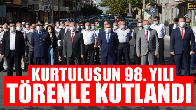 Kurtuluşun 98. Yılı Törenle Kutlandı