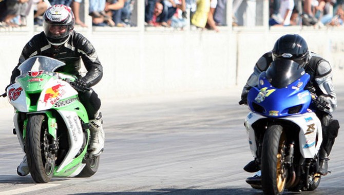 Moto Drag 2. Ayak Yarışları Nefesleri Kesti