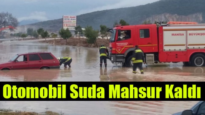 Otomobil Suda Mahsur Kaldı