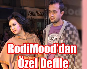 RodiMood’dan Festivale Özel Defile