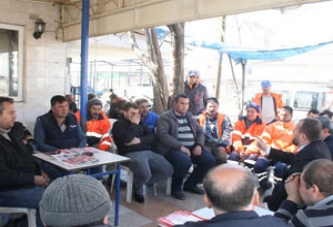 Saadet Partisi Adayı Kuzum, Temizlik İşçileri İle Bir araya Geldi