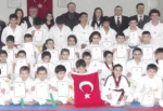 Akarsu Taekwondo Kulübü Yeni Yılın İlk Kuşak Sınavını Yaptı