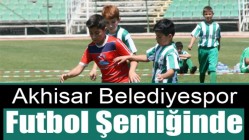 Akhisar Belediyespor Futbol Şenliğinde Minik Kramponlar Hünerlerini Sergiledi