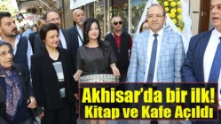 Akhisar’da bir ilk! Kitap ve Kafe açıldı