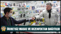 Akhisar’da Esnaf Ve Vatandaşlara Ücretsiz Maske Ve Dezenfektan Dağıtıldı