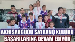 AKHİSARGÜCÜ SATRANÇ KULÜBÜ BAŞARILARINA DEVAM EDİYOR.