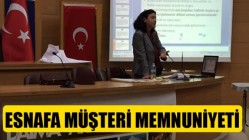 Akhisarlı Esnafa Müşteri Memnuniyet Eğitimi Veriliyor