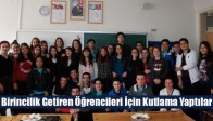 Birincilik Getiren Öğrencileri İçin Kutlama Yaptılar