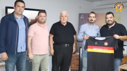 DUTLULU YAPI KAYALIOĞLUSPOR KULÜBÜNE FORMA GÖĞÜS SPONSORU OLDU