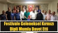 Festivale Geleneksel Kırmızı Dipli Mumla Davet Etti