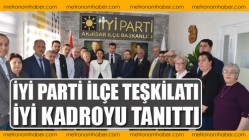 İYİ Parti ilçe teşkilatı, İYİ kadroyu tanıttı