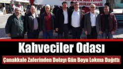 Kahveciler Odası Çanakkale Zaferinden dolayı gün boyu lokma dağıttı