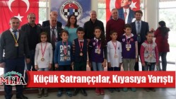 Küçük Satranççılar, Kıyasıya Yarıştı