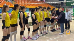 Şampiyona Öncesi Akhisargücü Voleybolda Bayramlaşma