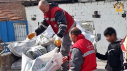 Sokaklardan Budanan Ağaç Dalları Yakacak Olarak Dağıtılıyor