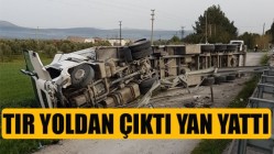 Tır Yoldan Çıktı Yan Yattı