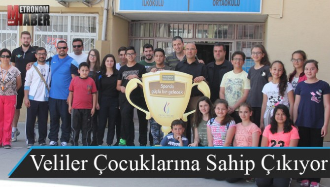 Veliler Çocuklarına Sahip Çıkıyor